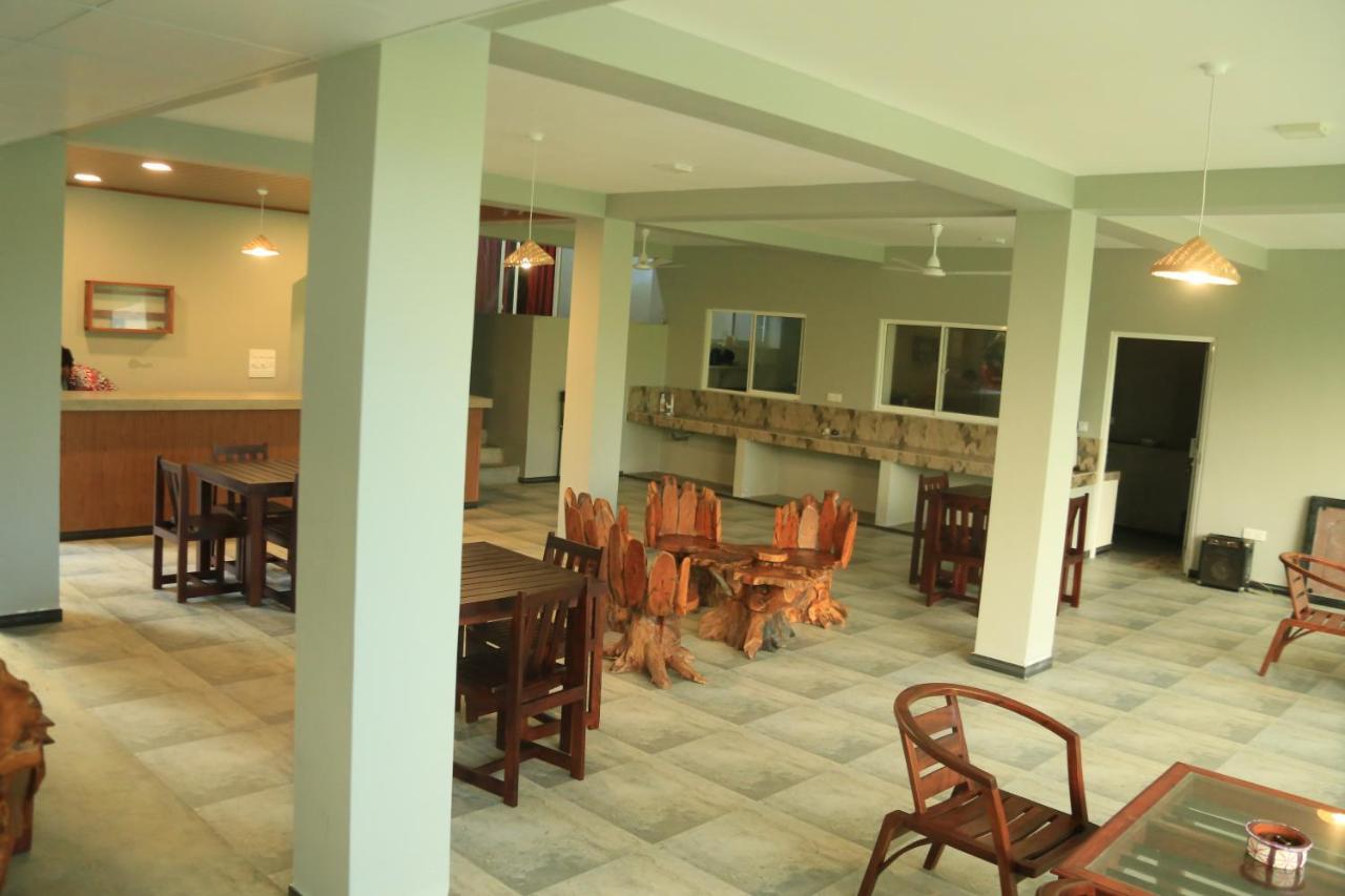 Sri Villa Rest Hikkaduwa Luaran gambar
